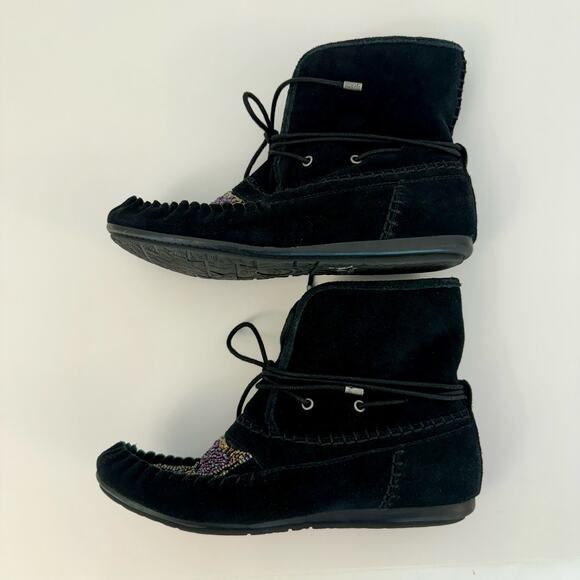 The Sak Helena Moccasin Black Suede Booties Embellished Beaded Boots 6.5 - Picture 7 of 11